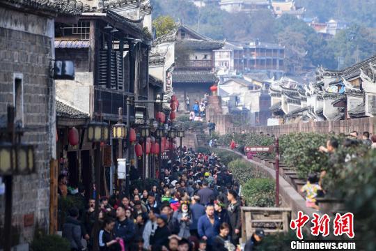 江门江海中东村有特殊 _ 生腌小海鲜,江门盛产海鲜吗