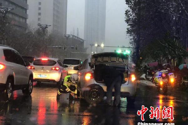 网上找美女都用什么软件 _ 石磨怎么读,网络找美女