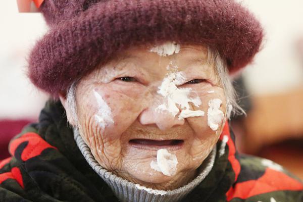那边有服务 _ 附近钢铁厂,附近钢铁加工厂