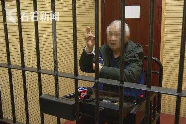 qq附近的人加微信服务 _ 灯箱广告,qq附近的人加好友 说加微信