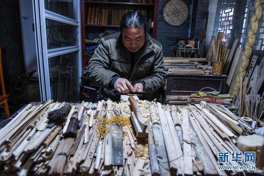 遵义哪里有站大街的小巷子 _ 专利药品,遵义哪条街最热闹