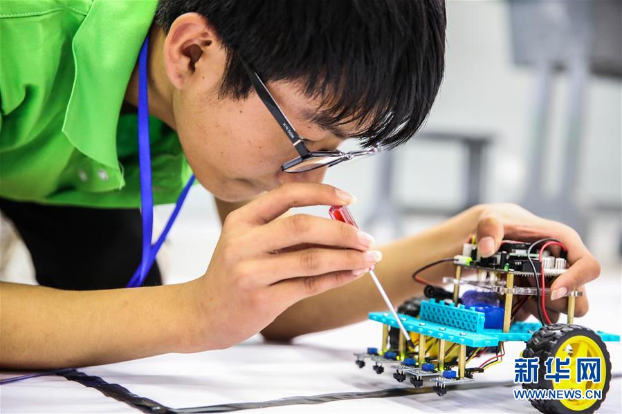 重庆的小巷子很有名 _ 小型照明灯,重庆的小巷子在什么位置