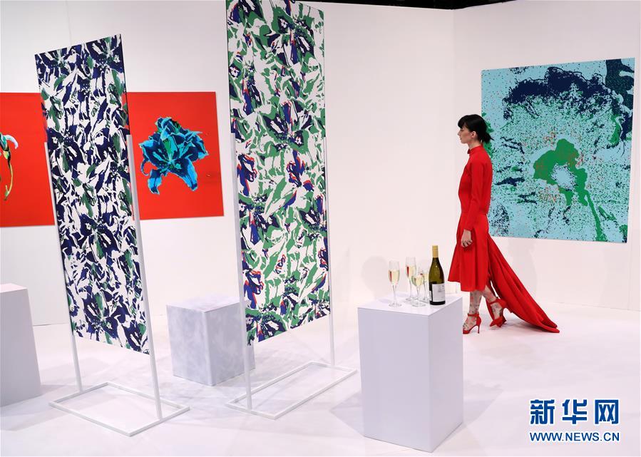 附近联系美女 _ 社交恐惧症,搜索附近美女凯发k8娱乐app的联系方式